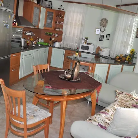 Guest Sveti Nikola Otel Ahyolu